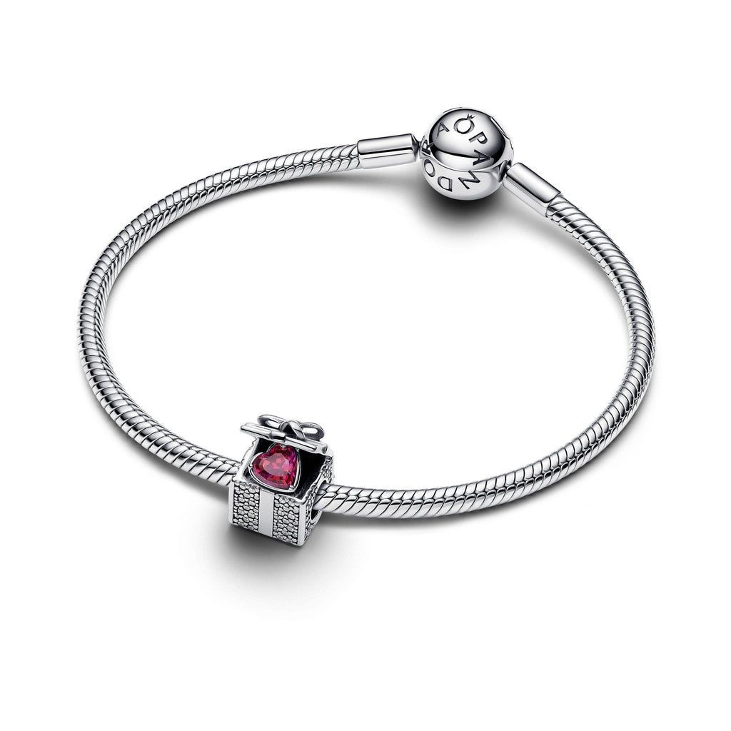 Pandora Jewelry Set Featuring Sparkling Gift Box